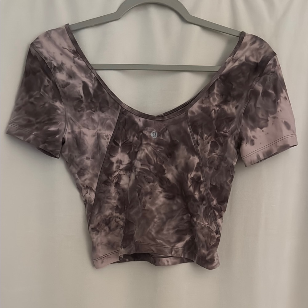 lululemon athletica Women's Tie-Dye Scoop Neck Crop Top — Mauve Purple size 4